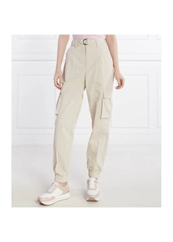 GUESS Spodnie cargo | Regular Fit | high waist ze sklepu Gomez Fashion Store w kategorii Spodnie damskie - zdjęcie 184510672