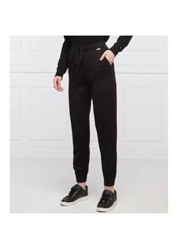 Liu Jo Rose Spodnie dresowe | Regular Fit ze sklepu Gomez Fashion Store w kategorii Spodnie damskie - zdjęcie 184510690