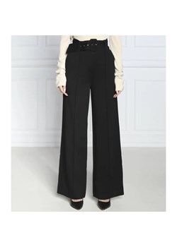 GUESS Spodnie z paskiem DARYL | Relaxed fit ze sklepu Gomez Fashion Store w kategorii Spodnie damskie - zdjęcie 184511123
