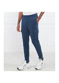 EA7 Spodnie dresowe | Regular Fit ze sklepu Gomez Fashion Store w kategorii Spodnie męskie - zdjęcie 184511224