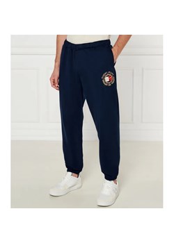 Tommy Jeans Spodnie dresowe PREP EXPLORER | Loose fit ze sklepu Gomez Fashion Store w kategorii Spodnie męskie - zdjęcie 184511583