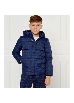 Calvin Klein Jeans Kurtka AOP | Regular Fit ze sklepu Gomez Fashion Store w kategorii Kurtki chłopięce - zdjęcie 184512831