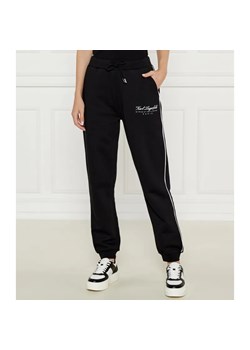 Karl Lagerfeld Spodnie dresowe Hotel | Regular Fit ze sklepu Gomez Fashion Store w kategorii Spodnie damskie - zdjęcie 184513233
