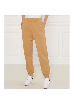 Tommy Hilfiger Spodnie dresowe | Regular Fit ze sklepu Gomez Fashion Store w kategorii Spodnie damskie - zdjęcie 184513584