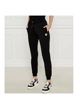 Armani Exchange Spodnie dresowe | Regular Fit ze sklepu Gomez Fashion Store w kategorii Spodnie damskie - zdjęcie 184513680