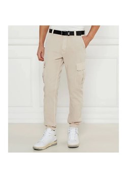 Tommy Jeans Spodnie cargo Ryan | Regular Fit ze sklepu Gomez Fashion Store w kategorii Spodnie męskie - zdjęcie 184514214