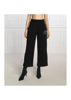 Karl Lagerfeld Spodnie dresowe | Cropped Fit ze sklepu Gomez Fashion Store w kategorii Spodnie damskie - zdjęcie 184514290