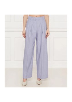 Liu Jo Lniane spodnie | flare fit ze sklepu Gomez Fashion Store w kategorii Spodnie damskie - zdjęcie 184514350