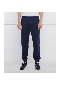 GUESS ACTIVE Spodnie dresowe MITCHELL | Regular Fit ze sklepu Gomez Fashion Store w kategorii Spodnie męskie - zdjęcie 184514390