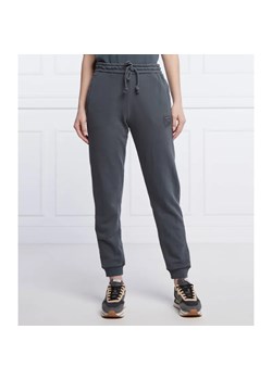 FILA Spodnie dresowe BASTOGNE | Regular Fit ze sklepu Gomez Fashion Store w kategorii Spodnie damskie - zdjęcie 184514611