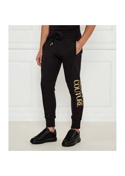 Versace Jeans Couture Spodnie dresowe | Regular Fit ze sklepu Gomez Fashion Store w kategorii Spodnie męskie - zdjęcie 184514814