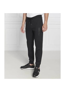 Armani Exchange Spodnie dresowe | Regular Fit ze sklepu Gomez Fashion Store w kategorii Spodnie męskie - zdjęcie 184514863