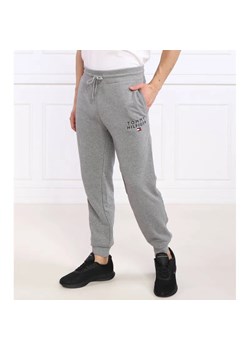 Tommy Hilfiger Spodnie dresowe | Regular Fit ze sklepu Gomez Fashion Store w kategorii Spodnie męskie - zdjęcie 184514903