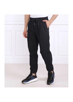 Armani Exchange Spodnie jogger | Regular Fit ze sklepu Gomez Fashion Store w kategorii Spodnie męskie - zdjęcie 184514922