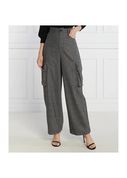 Pinko Spodnie | flare fit | z dodatkiem wełny ze sklepu Gomez Fashion Store w kategorii Spodnie damskie - zdjęcie 184516034