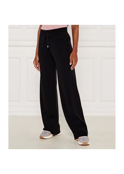 Pinko Spodnie GARDENIA | flare fit ze sklepu Gomez Fashion Store w kategorii Spodnie damskie - zdjęcie 184516070