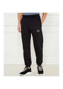 Calvin Klein Jeans Spodnie dresowe | Regular Fit ze sklepu Gomez Fashion Store w kategorii Spodnie męskie - zdjęcie 184516240