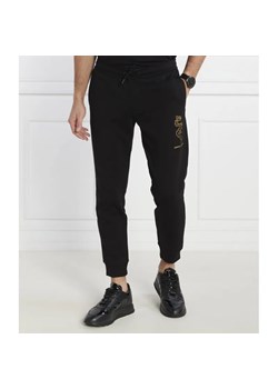 Armani Exchange Spodnie dresowe | Regular Fit ze sklepu Gomez Fashion Store w kategorii Spodnie męskie - zdjęcie 184516712