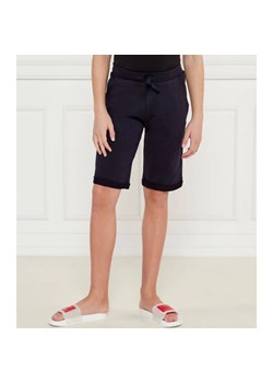 Guess Szorty ACTIVE | Regular Fit ze sklepu Gomez Fashion Store w kategorii Spodenki chłopięce - zdjęcie 184517184