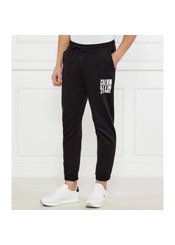 Calvin Klein Jeans Spodnie dresowe | Regular Fit ze sklepu Gomez Fashion Store w kategorii Spodnie męskie - zdjęcie 184517614