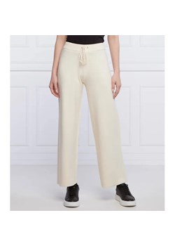 Silvian Heach Spodnie dzianinowe | Regular Fit ze sklepu Gomez Fashion Store w kategorii Spodnie damskie - zdjęcie 184517893