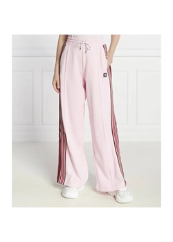 HUGO Spodnie dresowe Neraya | Loose fit ze sklepu Gomez Fashion Store w kategorii Spodnie damskie - zdjęcie 184518094