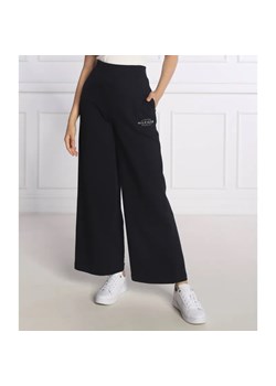 Tommy Hilfiger Spodnie dresowe NEW BRANDED | Straight fit ze sklepu Gomez Fashion Store w kategorii Spodnie damskie - zdjęcie 184518583