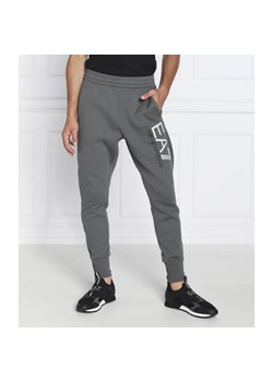 EA7 Spodnie dresowe | Regular Fit ze sklepu Gomez Fashion Store w kategorii Spodnie męskie - zdjęcie 184519413