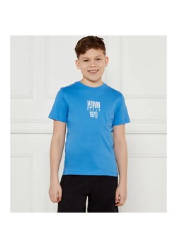 Calvin Klein Jeans T-shirt | Regular Fit ze sklepu Gomez Fashion Store w kategorii T-shirty chłopięce - zdjęcie 184519682