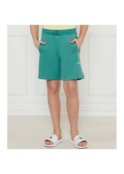 Calvin Klein Jeans Szorty | Regular Fit ze sklepu Gomez Fashion Store w kategorii Spodenki chłopięce - zdjęcie 184519961