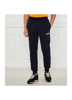 Napapijri Spodnie dresowe M-GORI | Relaxed fit ze sklepu Gomez Fashion Store w kategorii Spodnie męskie - zdjęcie 184519974