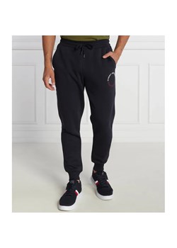 Tommy Hilfiger Spodnie dresowe MONOTYPE ROUNDALL | Regular Fit ze sklepu Gomez Fashion Store w kategorii Spodnie męskie - zdjęcie 184520173