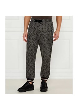 EA7 Spodnie dresowe | Regular Fit ze sklepu Gomez Fashion Store w kategorii Spodnie męskie - zdjęcie 184520554