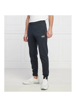 EA7 Spodnie dresowe | Regular Fit ze sklepu Gomez Fashion Store w kategorii Spodnie męskie - zdjęcie 184520701