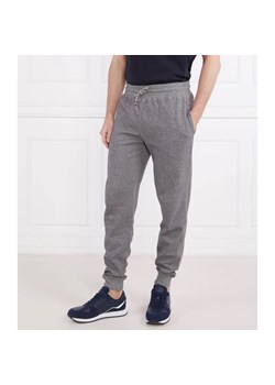 Tommy Hilfiger Spodnie dresowe | Regular Fit ze sklepu Gomez Fashion Store w kategorii Spodnie męskie - zdjęcie 184520840