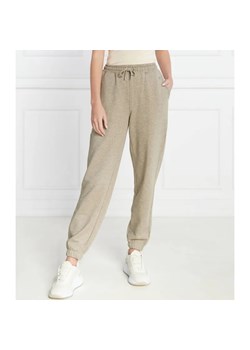 Gant Spodnie dresowe SHIELD | Relaxed fit ze sklepu Gomez Fashion Store w kategorii Spodnie damskie - zdjęcie 184520860