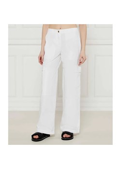 Michael Kors Spodnie cargo | flare fit ze sklepu Gomez Fashion Store w kategorii Spodnie damskie - zdjęcie 184522093