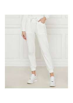 Aeronautica Militare Spodnie dresowe | Regular Fit ze sklepu Gomez Fashion Store w kategorii Spodnie damskie - zdjęcie 184522271