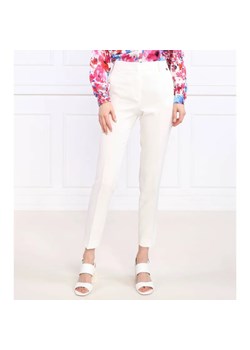 Liu Jo Spodnie | Slim Fit ze sklepu Gomez Fashion Store w kategorii Spodnie damskie - zdjęcie 184522471