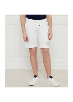 Tommy Hilfiger Szorty | Regular Fit ze sklepu Gomez Fashion Store w kategorii Spodenki chłopięce - zdjęcie 184522541