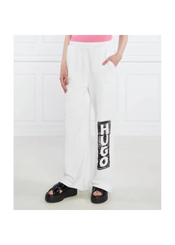 HUGO Spodnie dresowe Nasuede | Loose fit ze sklepu Gomez Fashion Store w kategorii Spodnie damskie - zdjęcie 184522594