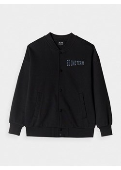 Chłopięca bluza rozpinana bejsbolowa 4F 4FJRAW24TSWSM1653 - czarna ze sklepu Sportstylestory.com w kategorii Bluzy chłopięce - zdjęcie 184525894
