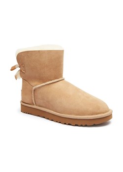 UGG Skórzane śniegowce MINI BAILEY BOW II | z dodatkiem wełny ze sklepu Gomez Fashion Store w kategorii Śniegowce damskie - zdjęcie 184526043