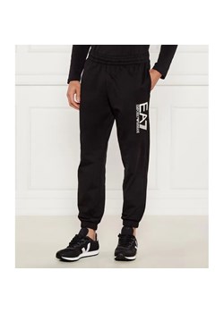 EA7 Spodnie dresowe | Modern fit ze sklepu Gomez Fashion Store w kategorii Spodnie męskie - zdjęcie 184531432
