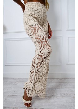 BEŻOWE AŻUROWE SPODNIE Z WYSOKIM STANEM WE WZORY BOHO ze sklepu olika.com.pl w kategorii Spodnie damskie - zdjęcie 184535162