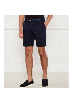 Tommy Hilfiger Szorty + pasek Brooklyn | Slim Fit ze sklepu Gomez Fashion Store w kategorii Spodenki męskie - zdjęcie 184542594