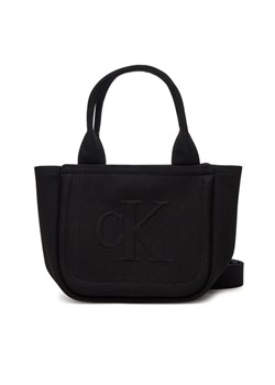 Calvin Klein Jeans Torebka Summer Canvas Mini Tote LV04K3160G Czarny ze sklepu MODIVO w kategorii Torby Shopper bag - zdjęcie 184544921