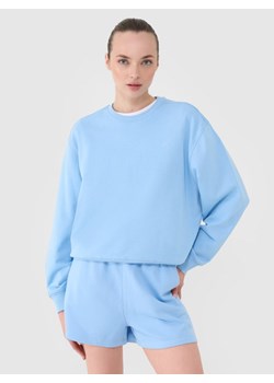 Damska bluza dresowa nierozpinana bez kaptura 4F 4FWMM00TSWSF1765 - niebieska ze sklepu Sportstylestory.com w kategorii Bluzy damskie - zdjęcie 184547824