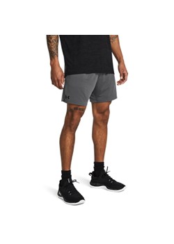 Męskie spodenki treningowe Under Armour UA Tech™ Vent 18 cm - szare ze sklepu Sportstylestory.com w kategorii Spodenki męskie - zdjęcie 184547882