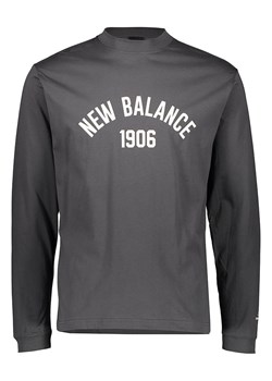 New Balance Koszulka &quot;Essentials Varsity&quot; w kolorze szarym ze sklepu Limango Polska w kategorii T-shirty męskie - zdjęcie 184548823